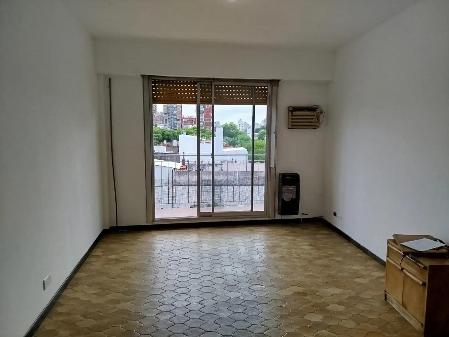 Departamento monoambiente en VENTA- Dean Funes al 2000